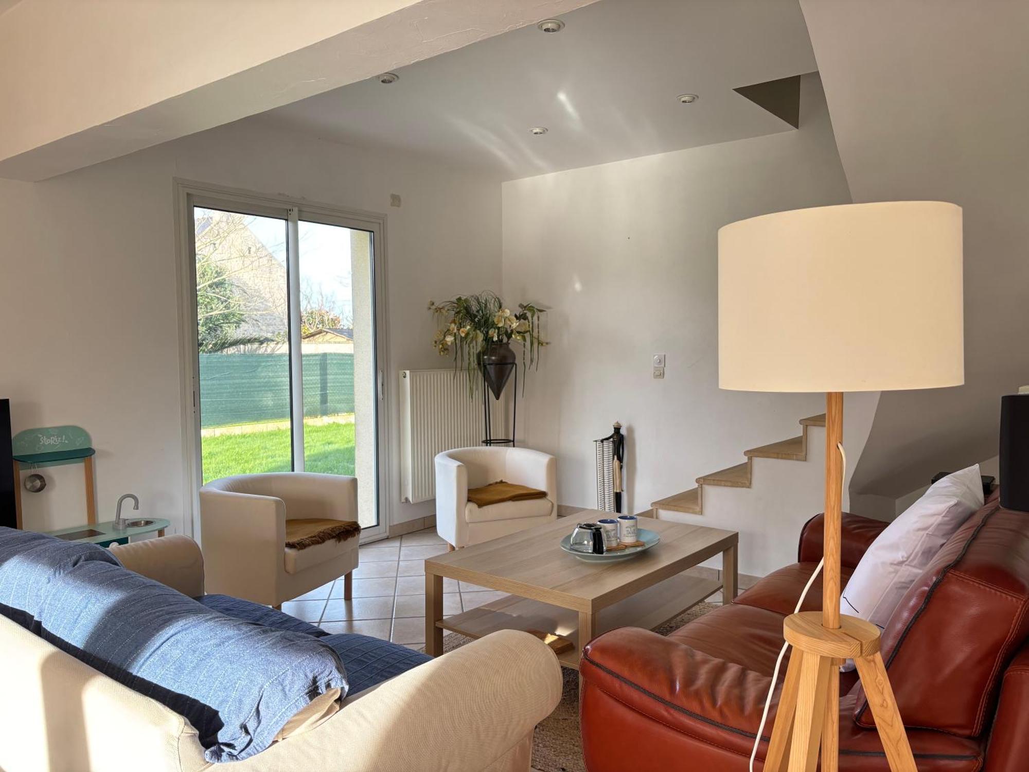 Maison Arromanches: Spacious 5-Bedroom with Garden, Near Beach Tracy-sur-Mer Exterior photo